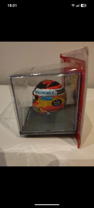 Casco Carlos Sainz 2021 Spark 1/5 Ferrari