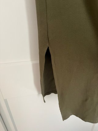 Vestido midi AMISU verde militar talla M