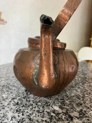 Antica Teiera in Rame Massiccia | Buono Stato