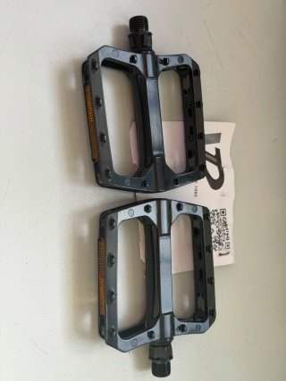 Pedales VP Plataforma Nuevos k1283 reflectantes