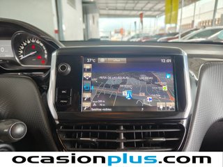 Peugeot 2008 BlueHDi 100 Style 73 kW (100 CV)
