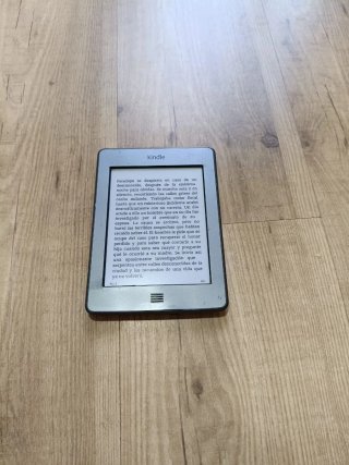 E-reader Kindle Touch Grigio