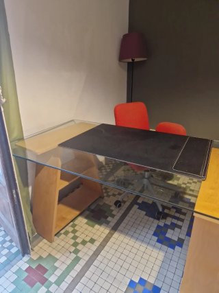 Escritorio, Silla, Lámpara Ikea y protector mesa