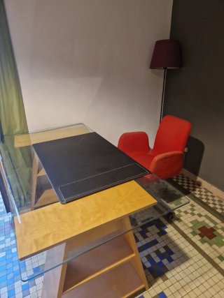 Escritorio, Silla, Lámpara Ikea y protector mesa