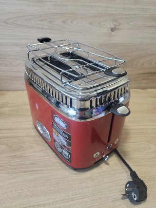Tostadora Russell Hobbs Retro Roja
