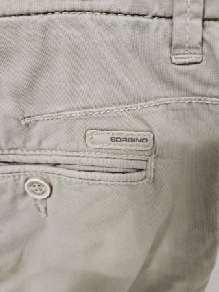 Pantaloni beige uomo