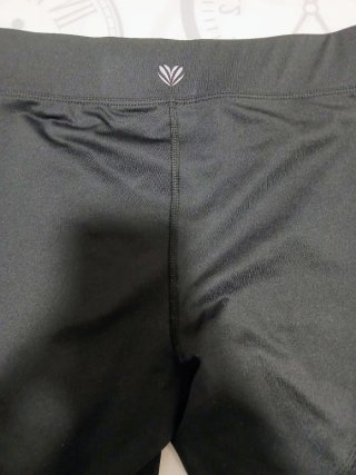 Leggings deportivos grises y negros