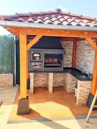 Barbacoa y Horno de Leña pan cocina sarten
