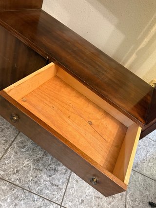 SE REGLA: Mueble TV madera antiguo