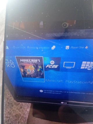 PS4 Controller + 3 Giochi + Cavo HDMI + FIFA 26