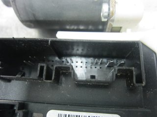 MOTOR ELEVALUNAS DELANTERO DERECHO AUDI A3 (8P1) 8P0959802H 1502539