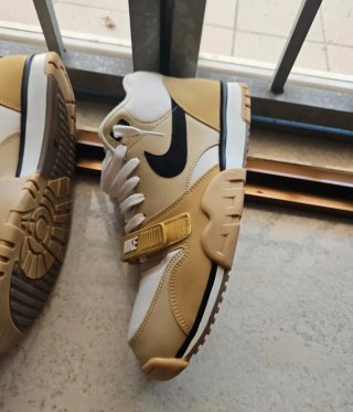 Scarpe Nike Air Trainer 1 Beige/Bianco Tg 43