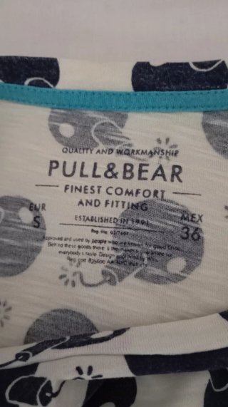 Camiseta Pull&Bear Estampada