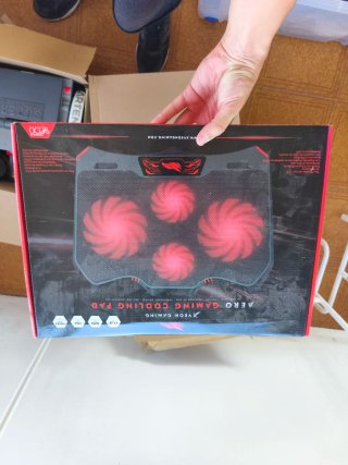 Caja productos varios. Portátiles, cámaras, etc