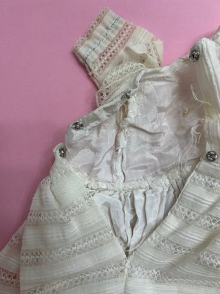 Vestido comunión muñeca Famosa