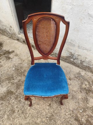 Sillas vintage de madera y tela 7 sillas und. 40