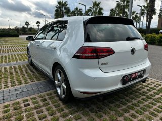VOLKSWAGEN GOLF GTI 7