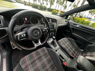 VOLKSWAGEN GOLF GTI 7