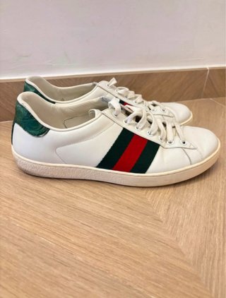 Scarpe Gucci bianche con strisce verdi e rosse