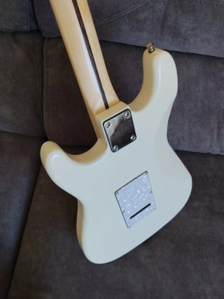 Guitarra Eléctrica Blanca Humbucker