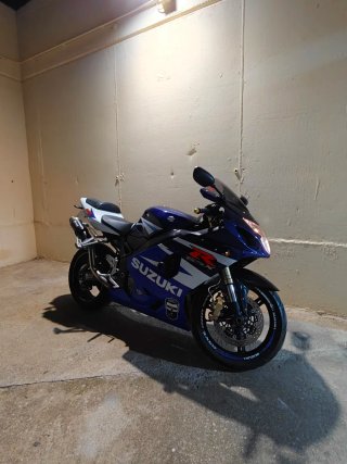 Suzuki GSXR 600 K5