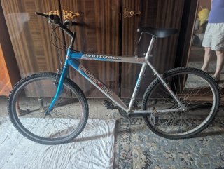 2 Bicicletas Naranja por No Uso
