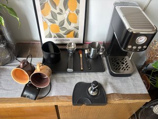 Cafetera Negra con Accesorios