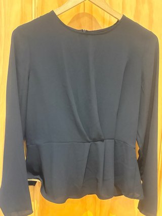 Blusa negra manga larga