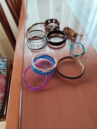 Lote de pulseras a 1 € cada pulsera