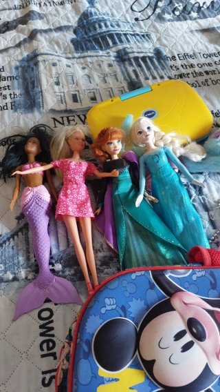 Lote de juguetes: Muñecas, Bolsos y Más