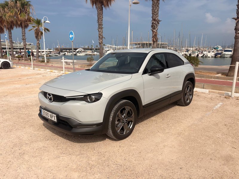 Mazda MX-30 eléctrico 2020 · 17.402 km · CERO - foto 1