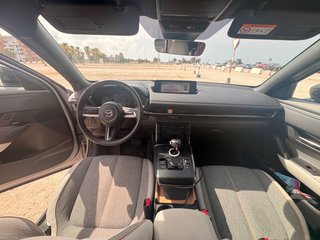 Mazda MX-30 eléctrico 2020 · 17.402 km · CERO