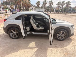 Mazda MX-30 eléctrico 2020 · 17.402 km · CERO