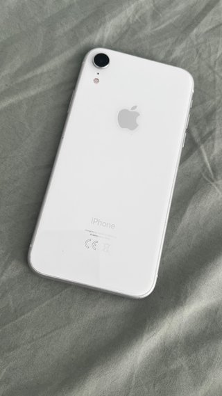 iPhone XR Blanco 64 GB con caja