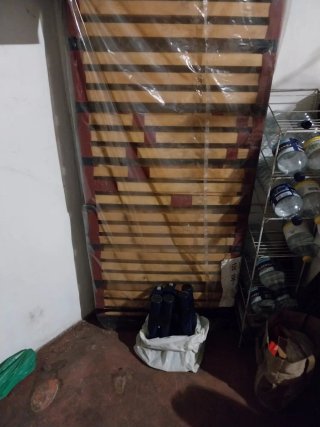 Somier de madera y plástico