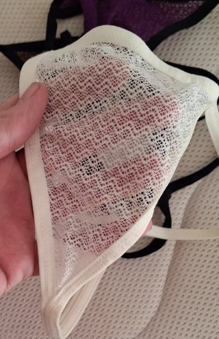 Lote 4 tangas de encaje