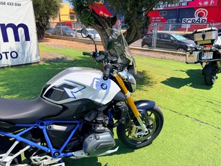 BMW R1200R