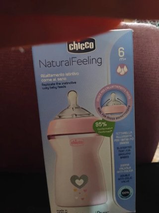 Biberón Chicco NaturalFeeling 6m+