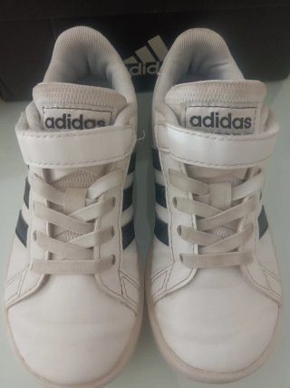 Zapatillas Adidas niño Talla 28