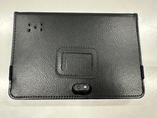 Tablet PC Negra con Funda