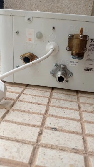 Calentador Junkers HydroNext 5600 S 12L