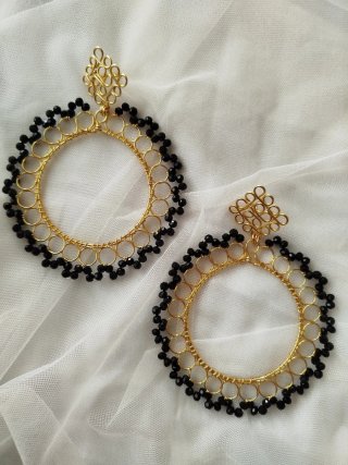 Pendientes flamenca alambre y cuentas de vidrio