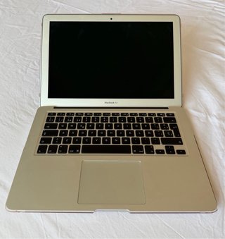 MacBook Air 13” 2017 8GB Plata