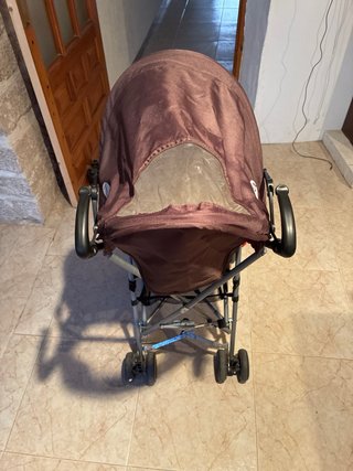 Silla de paseo para bebé roja