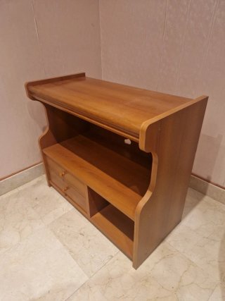 Mueble TV madera marrón