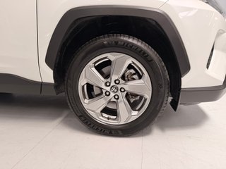 Toyota Rav4 2.5l 220H Advance