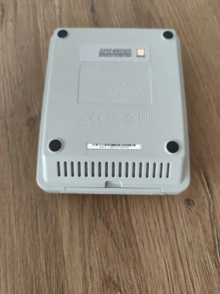 Super Nintendo Mini + Mando