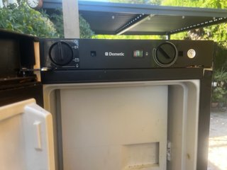 Nevera Dometic Caravana Gas 12V altura 170cm