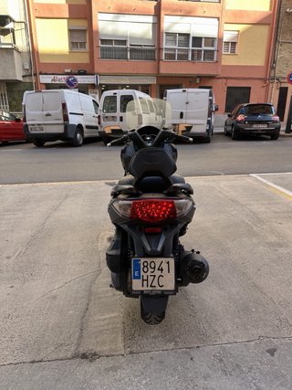 Scooter SYM Joymax 300i ABS Negra