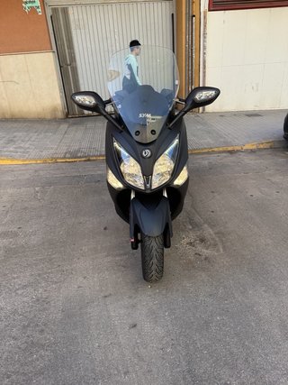 Scooter SYM Joymax 300i ABS Negra